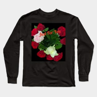 Roses in red Long Sleeve T-Shirt